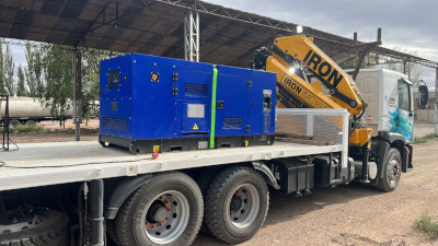 Hydraulic crane loading arm