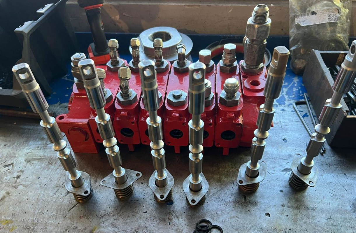 Hydraulic press equipment